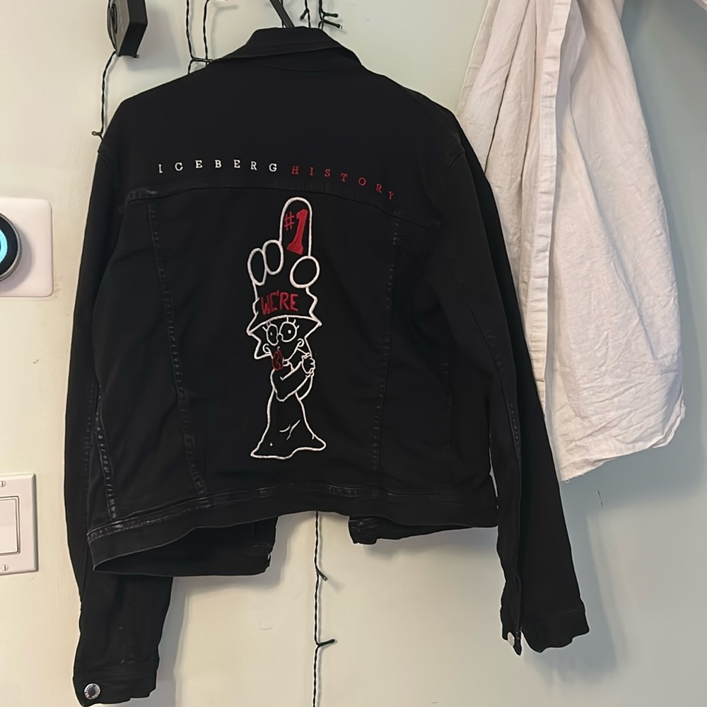 ICEBERG HISTORY Maggie Simpson 1998 Vintage Denim Jacket